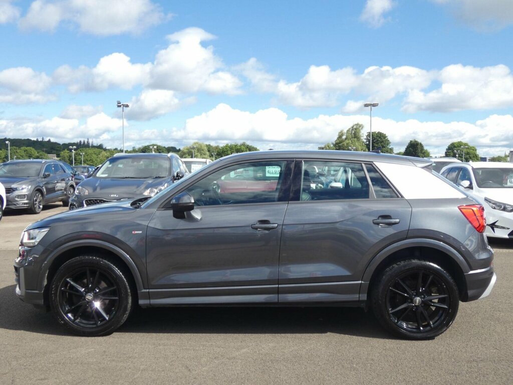 Audi Q2 1.0 Tfsi Sport Black #11