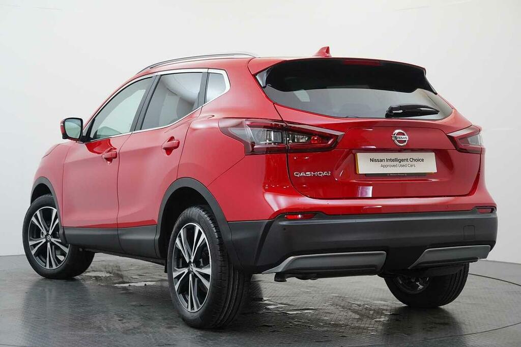 Nissan Qashqai 1.3 Dig-t 140 N-connecta With Sat Nav 360 View C SM70YDB Red #3