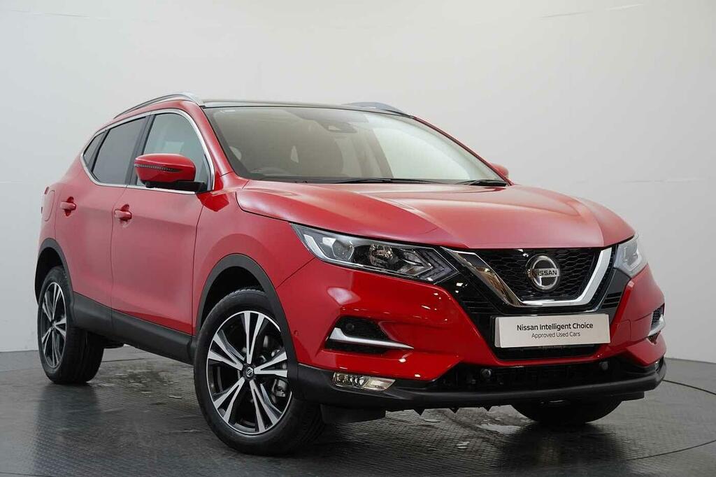 Nissan Qashqai 1.3 Dig-t 140 N-connecta With Sat Nav 360 View C Red