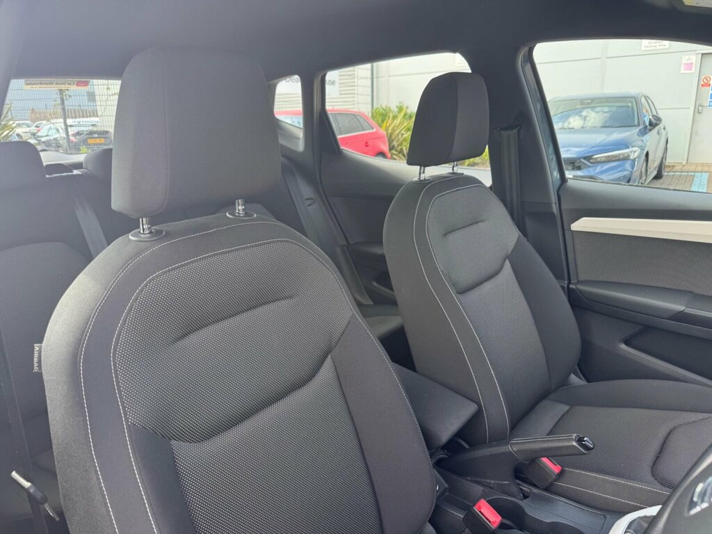 Seat Arona 1L Xcellence Red #15