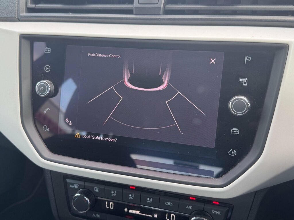 Seat Arona 1L Xcellence Red #23