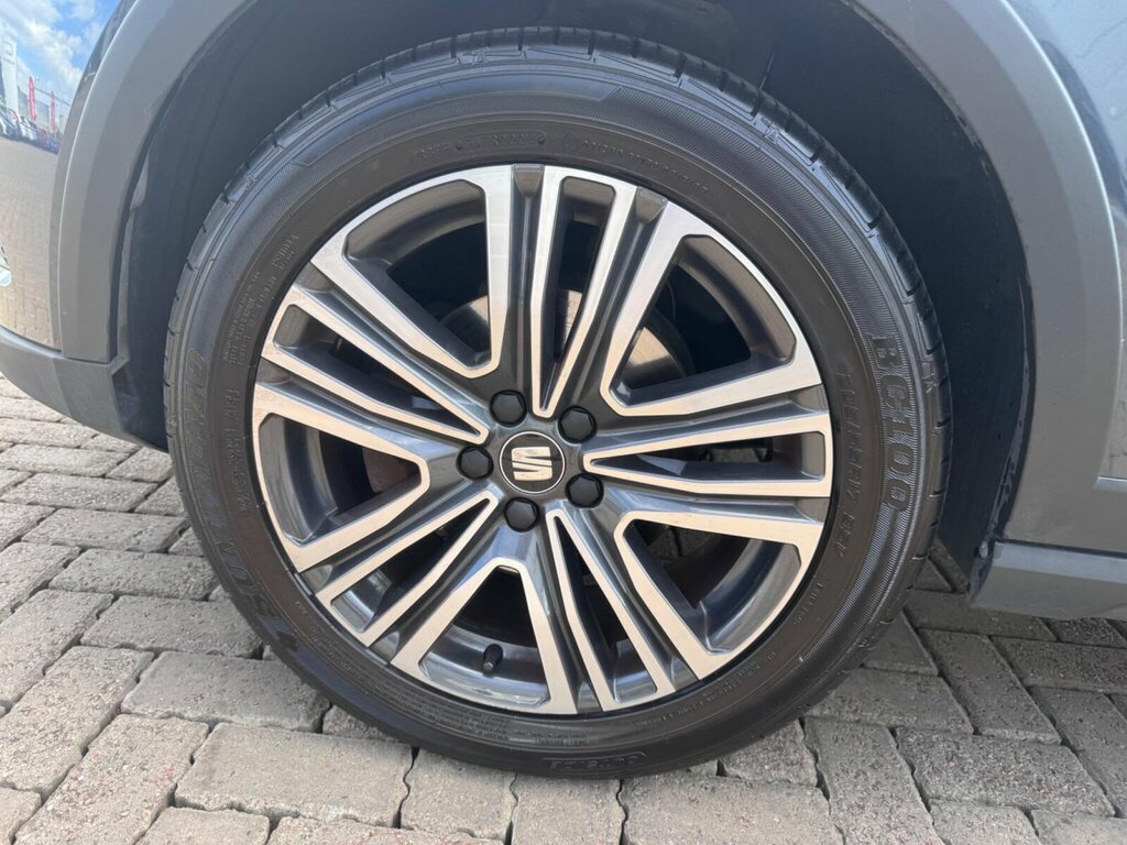 Seat Arona 1L Xcellence Red #20