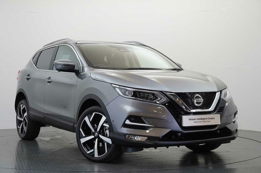 Nissan Qashqai 1.7 Dci 150 4Wd Tekna With Glass Roof And Drive As Grey