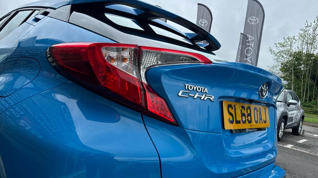 Toyota C-Hr Excel  #36
