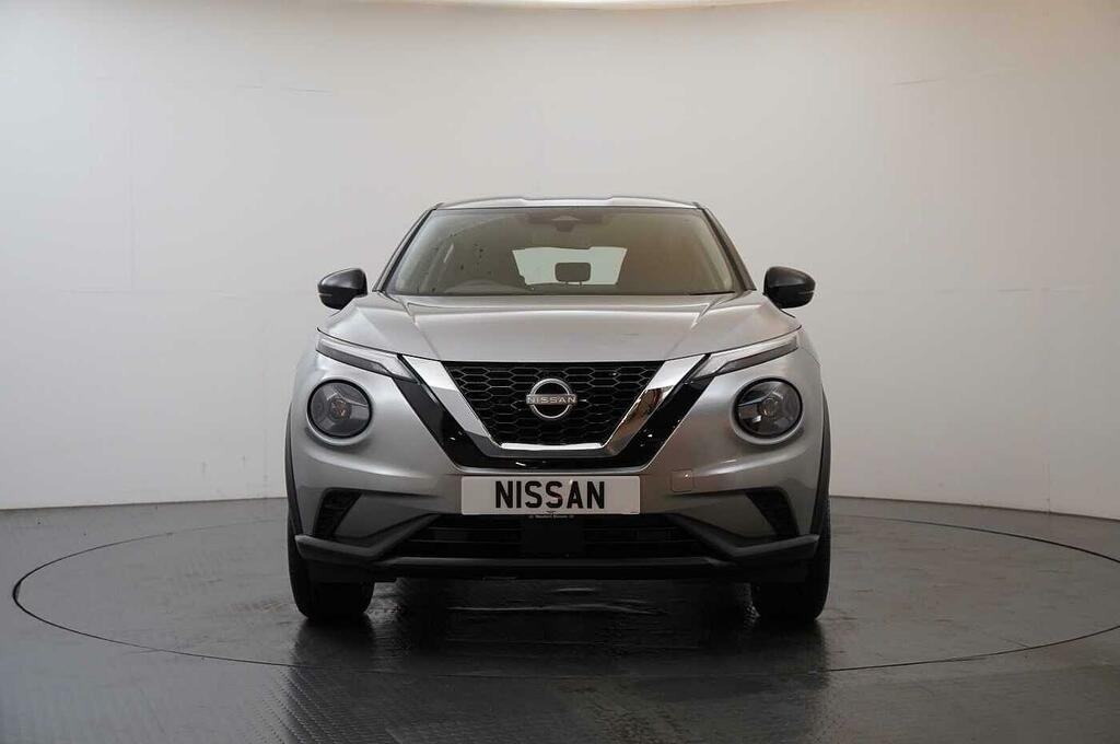 Nissan Juke 1.0 Dig-t 114 Acenta Premium Dct With Rear Vi SK74AJU Silver #4