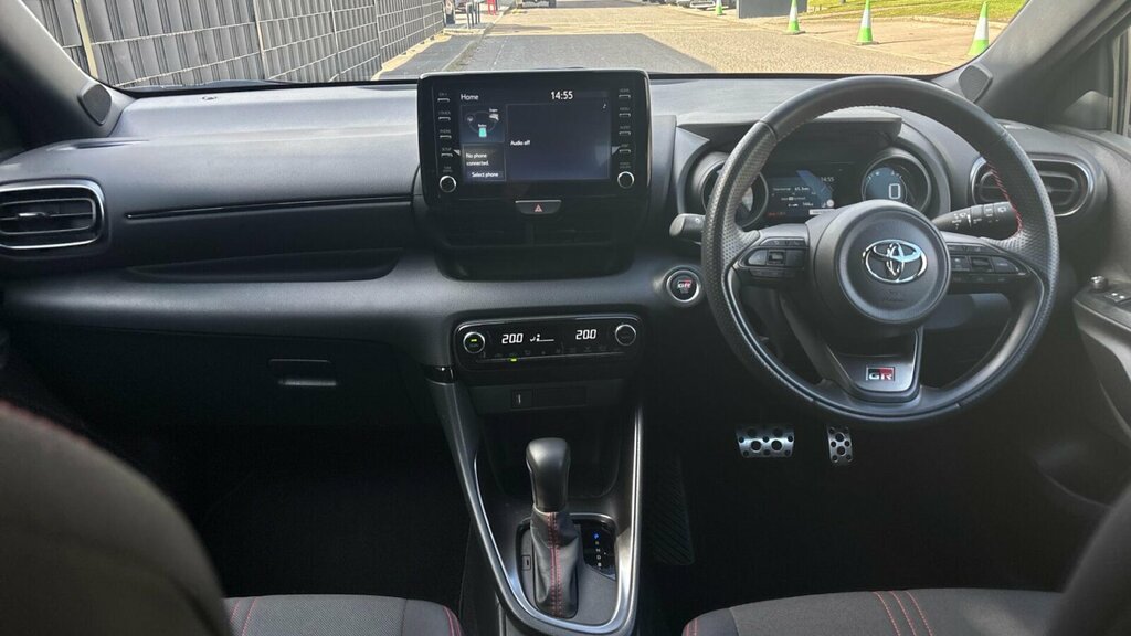Toyota Yaris 1.5 Vvt-h Gr Sport E-cvt Euro 6 Ss White #6