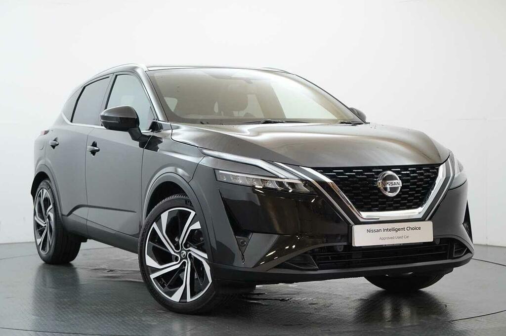 Nissan Qashqai 1.3 Dig-t Mh 158 2Wd Tekna X-tronic With Bos Black