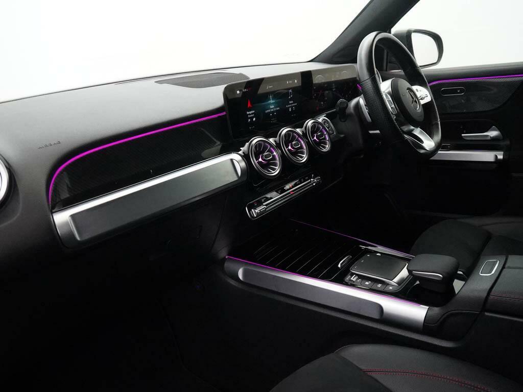 Mercedes-Benz GLB Class Suv White #39