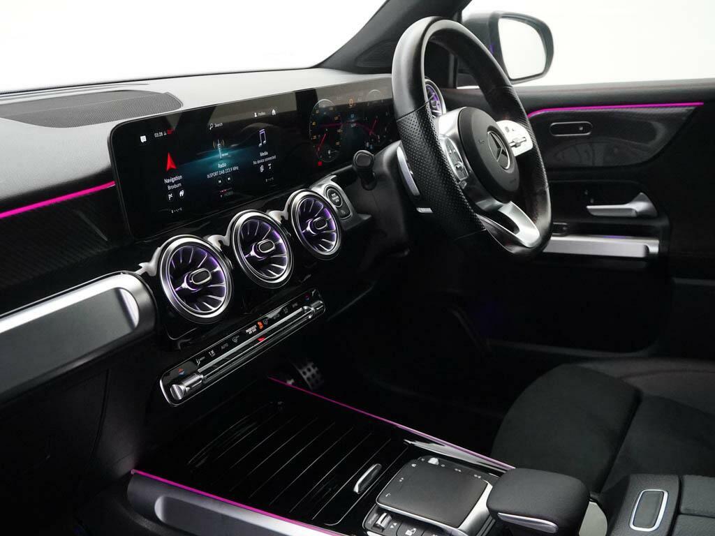 Mercedes-Benz GLB Class Suv White #38