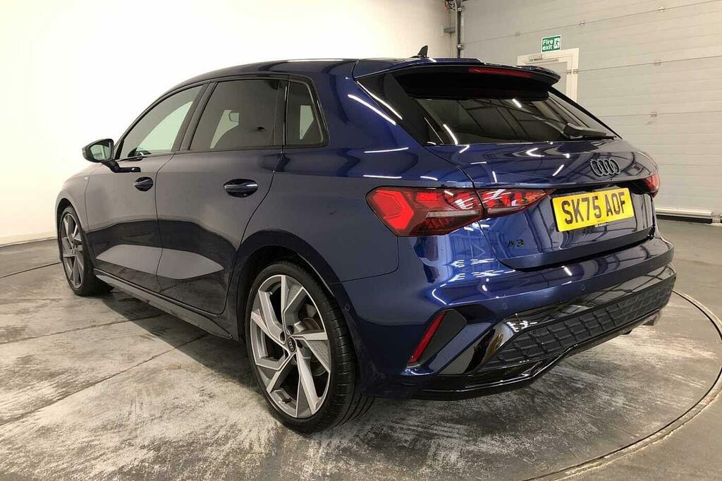 Audi A3 Black Edition Tfsi 150 Ps S Tronic SK75AOF Blue #3