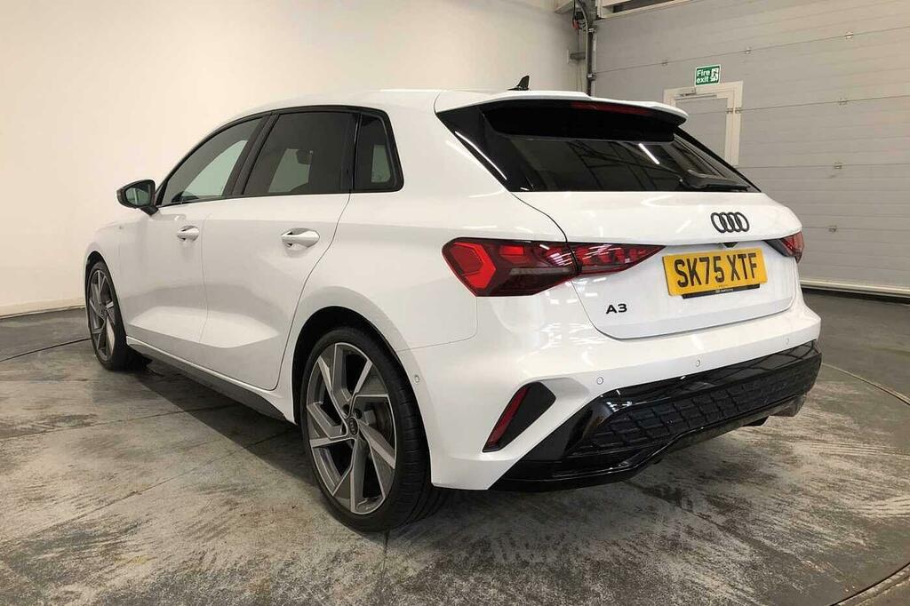 Audi A3 Black Edition Tfsi 150 Ps S Tronic SK75XTF White #3