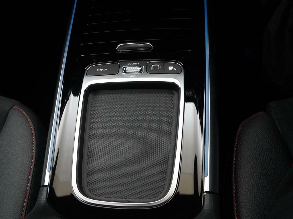Mercedes-Benz GLA Class Gla 200 Amg Line Executive Black #26