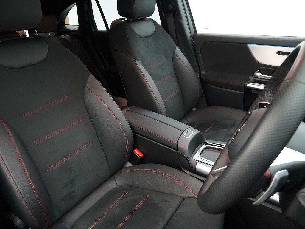 Mercedes-Benz GLA Class Gla 200 Amg Line Executive Black #19