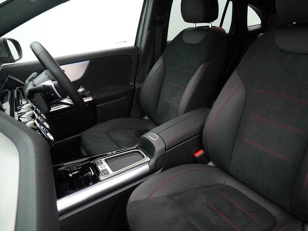 Mercedes-Benz GLA Class Gla 200 Amg Line Executive Black #40