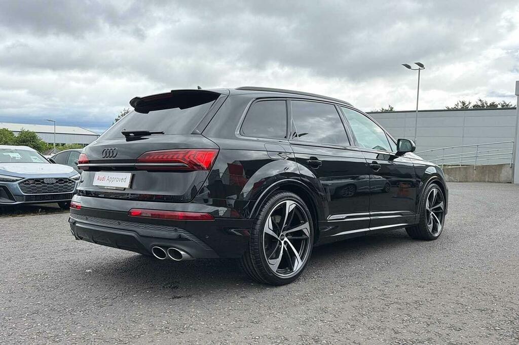 Audi Q7 Black Edition Blue #16
