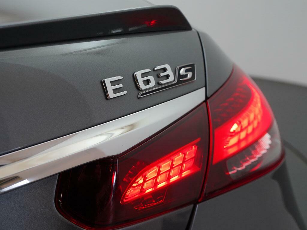Mercedes-Benz E Class E220d 200 Amg Line Night Ed Prem 9G-tronic Black #38