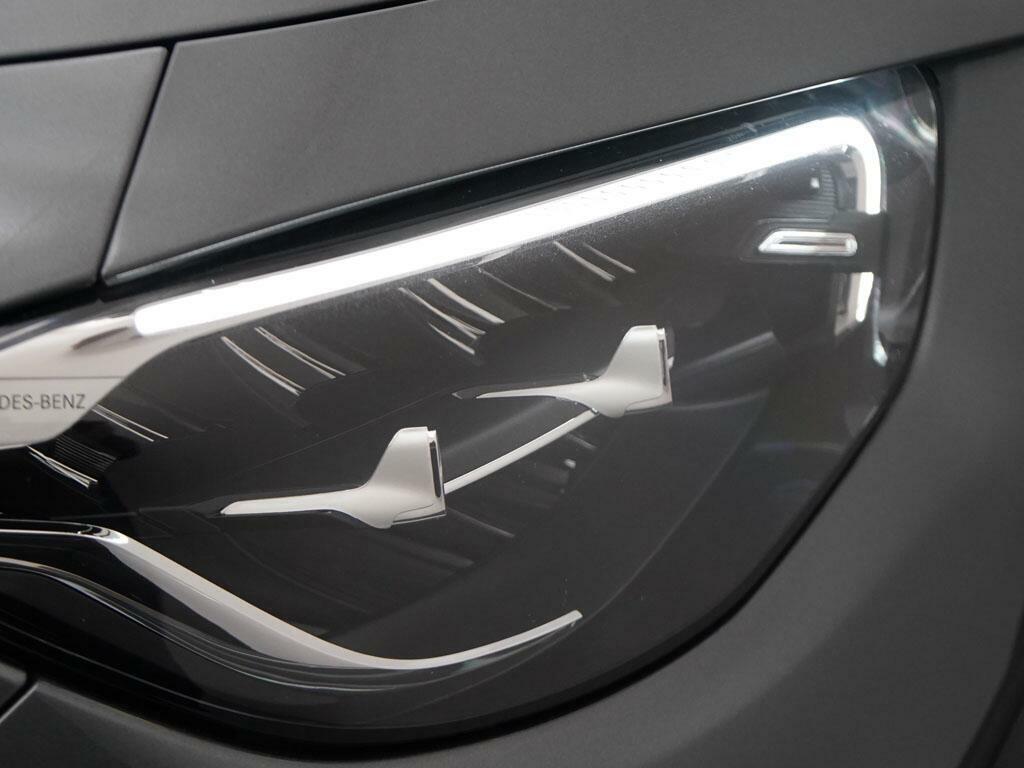 Mercedes-Benz E Class E220d 200 Amg Line Night Ed Prem 9G-tronic Black #42