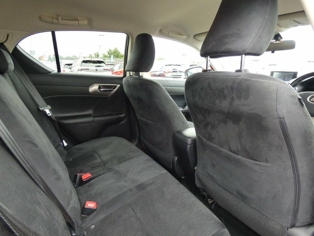 Lexus CT 1.8 Sport Cvt Euro Grey #19