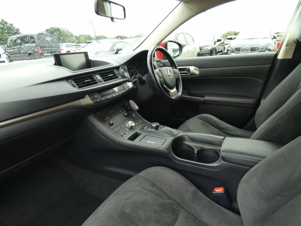 Lexus CT 1.8 200H Advance Cvt Euro 6 Ss Red #6