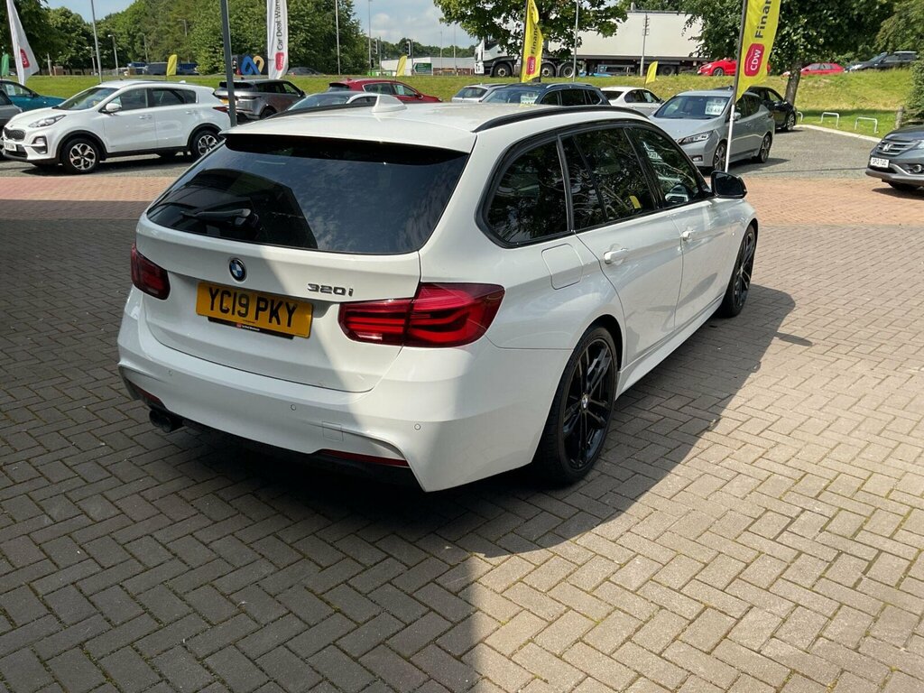 BMW 3 Series 2.0 320I M Sport Shadow Edition Touring Euro White #6