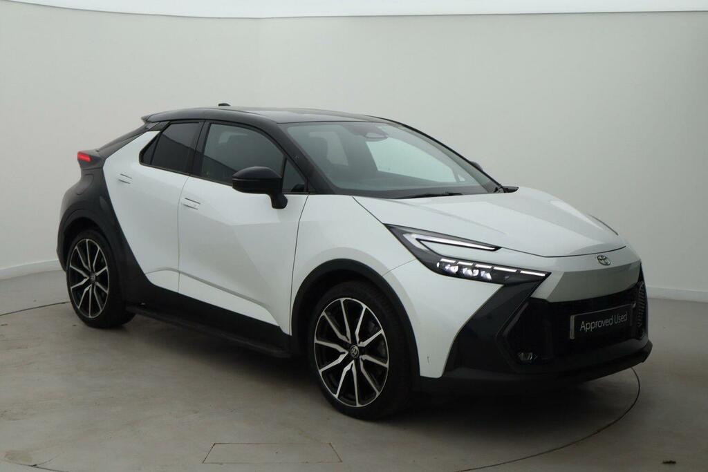 Toyota C-Hr 2.0 Vvt 13.6Kwh Gr Sport Suv Plug-in Hy White