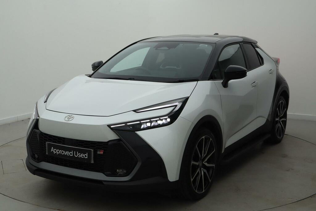 Toyota C-Hr 2.0 Vvt 13.6Kwh Gr Sport Suv Plug-in Hy White #3