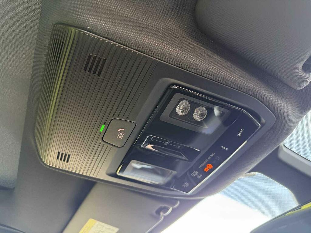 Volkswagen ID.3 Pro S 77Kwh 5 Seat Black #23