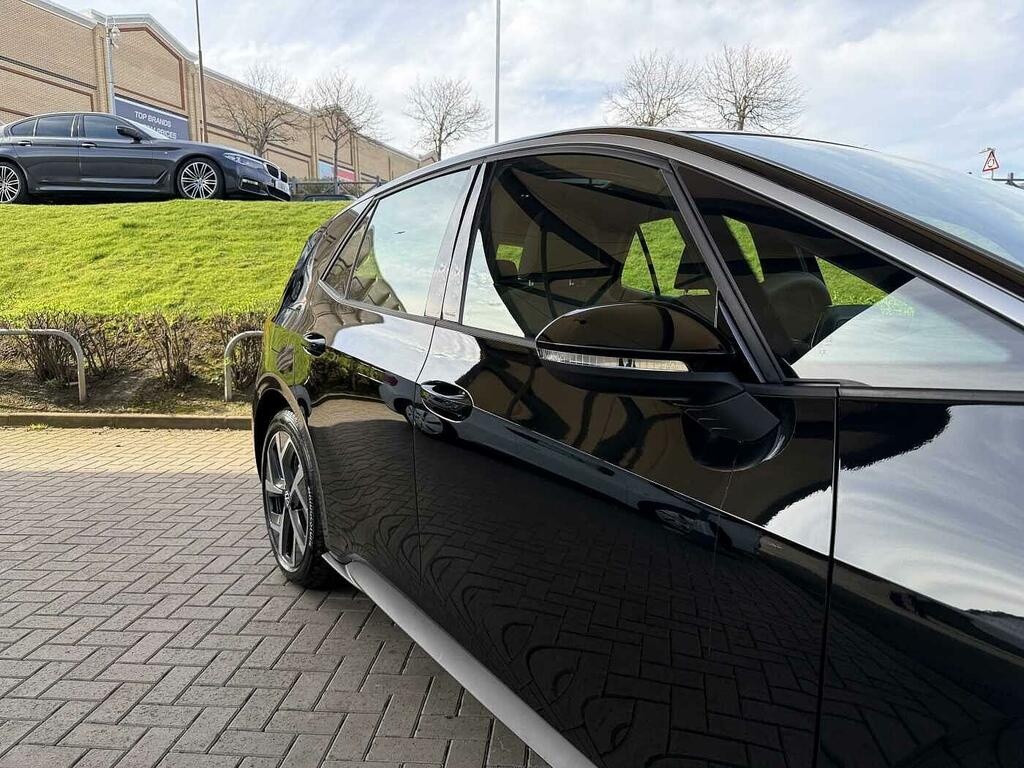 Volkswagen ID.3 Pro S 77Kwh 5 Seat Black #49
