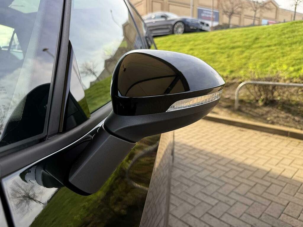 Volkswagen ID.3 Pro S 77Kwh 5 Seat Black #46