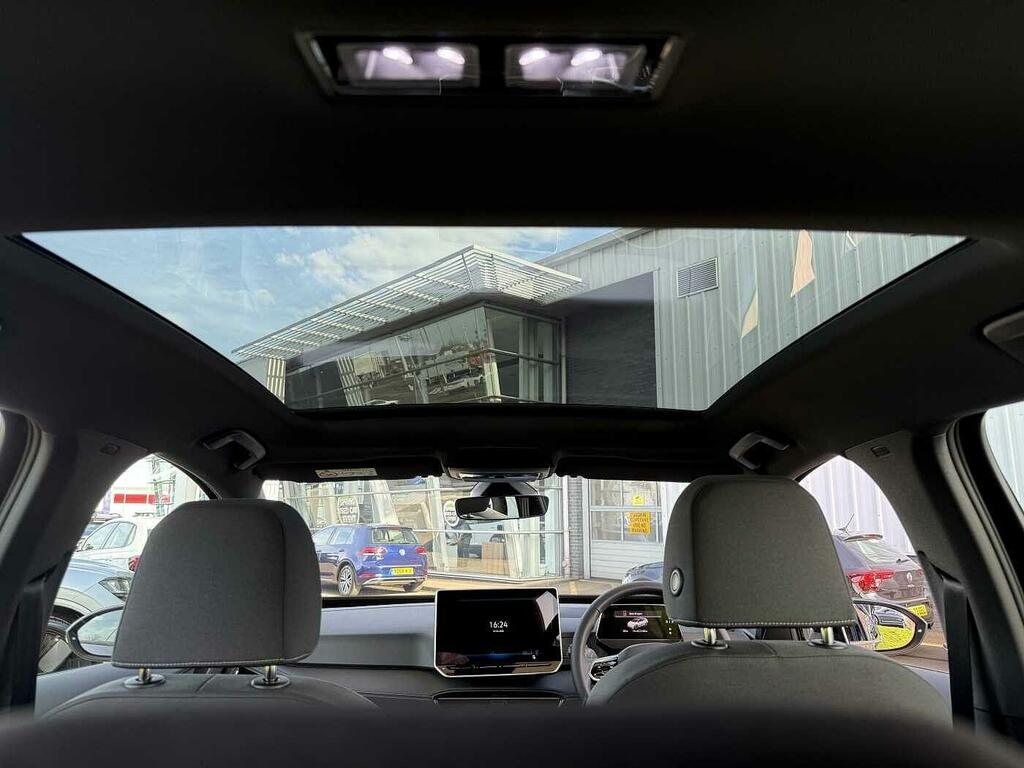Volkswagen ID.3 Pro S 77Kwh 5 Seat Black #41