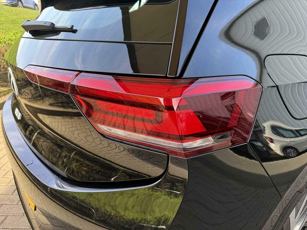 Volkswagen ID.3 Pro S 77Kwh 5 Seat Black #42