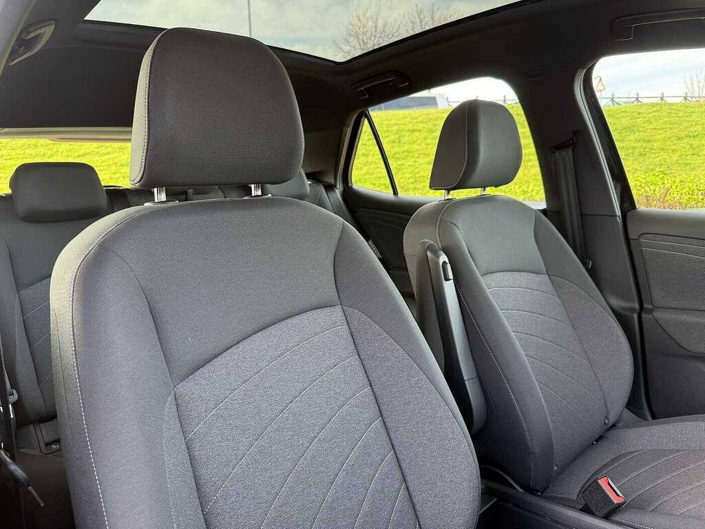 Volkswagen ID.3 Pro S 77Kwh 5 Seat Black #36