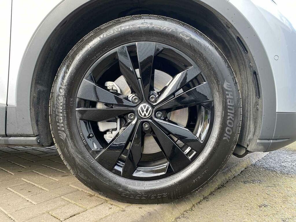 Volkswagen ID.4 210Kw Black Edition Pro 77Kwh Silver #5