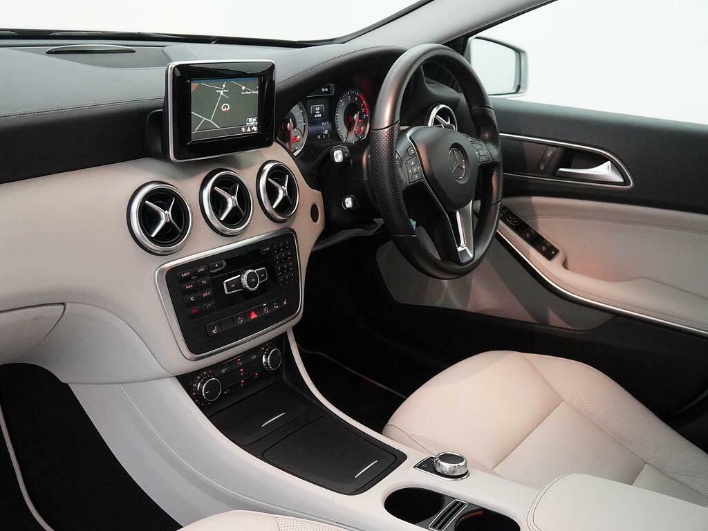 Mercedes-Benz A Class Hatchback 1.6 A200 Amg Line Premium Plus Euro 6 Grey #35