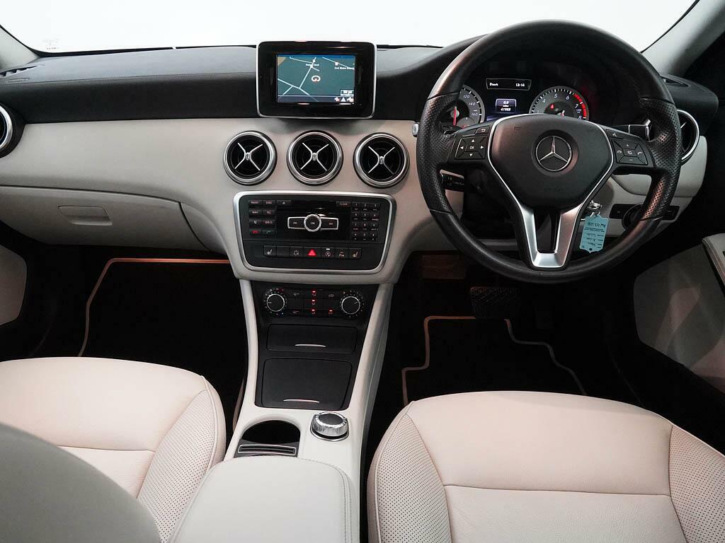 Mercedes-Benz A Class Hatchback 1.6 A200 Amg Line Premium Plus Euro 6 Grey #5