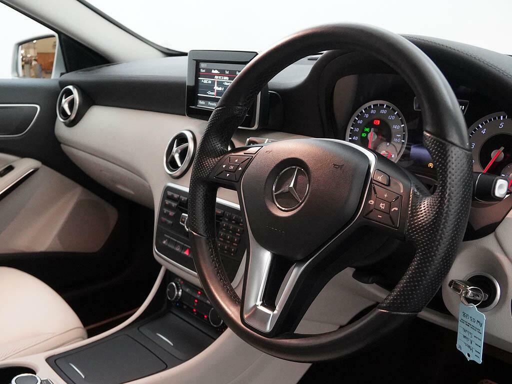 Mercedes-Benz A Class Hatchback 1.6 A200 Amg Line Premium Plus Euro 6 Grey #17