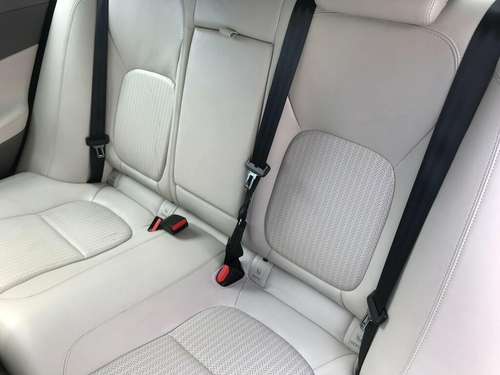 Jaguar XE S Black #28