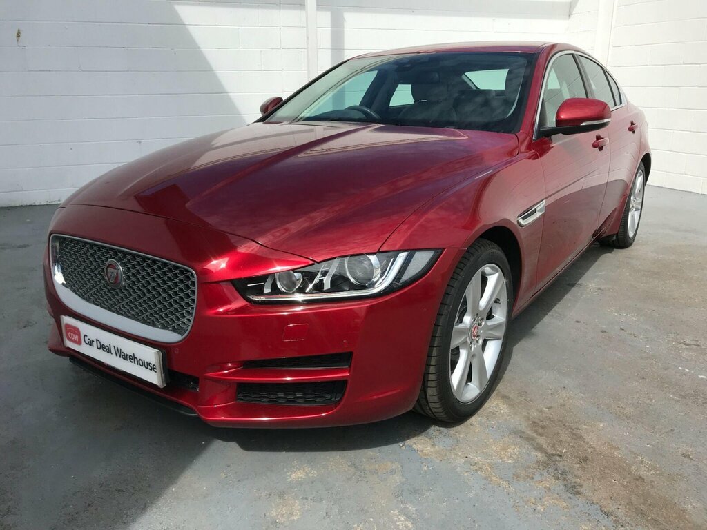 Jaguar XE S Black #7