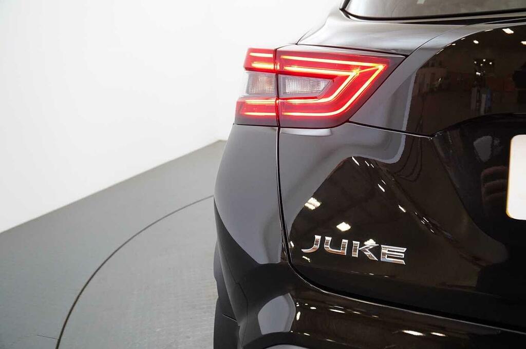 Nissan Juke Suv Black #9