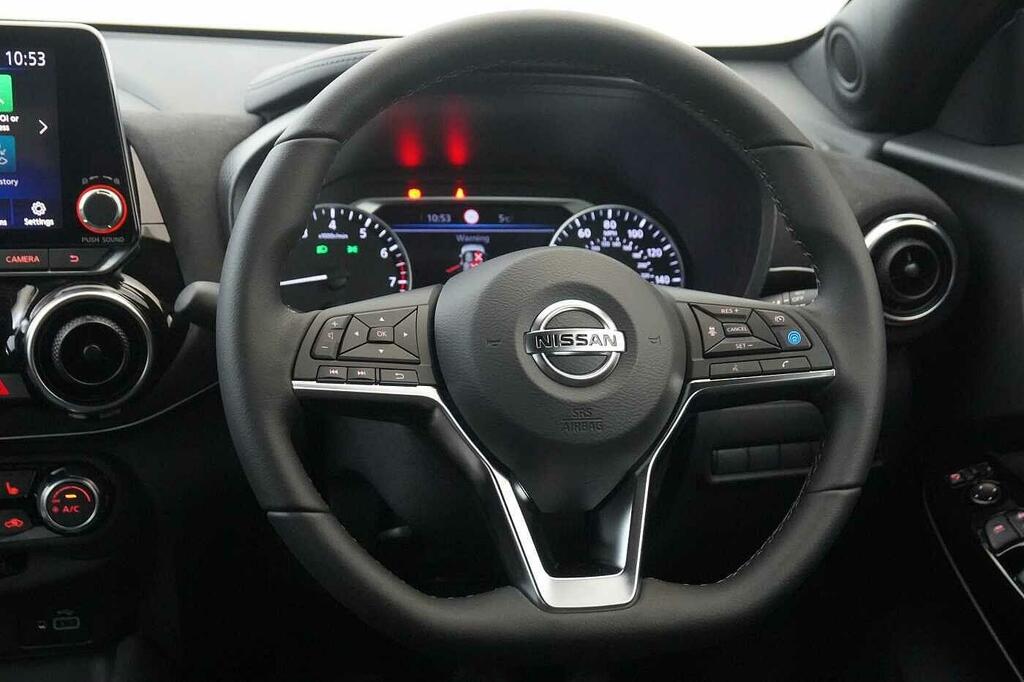 Nissan Juke Suv Black #31