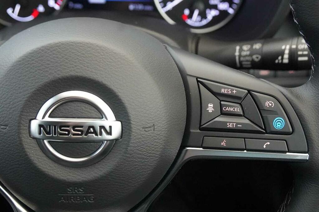 Nissan Juke Suv Black #33