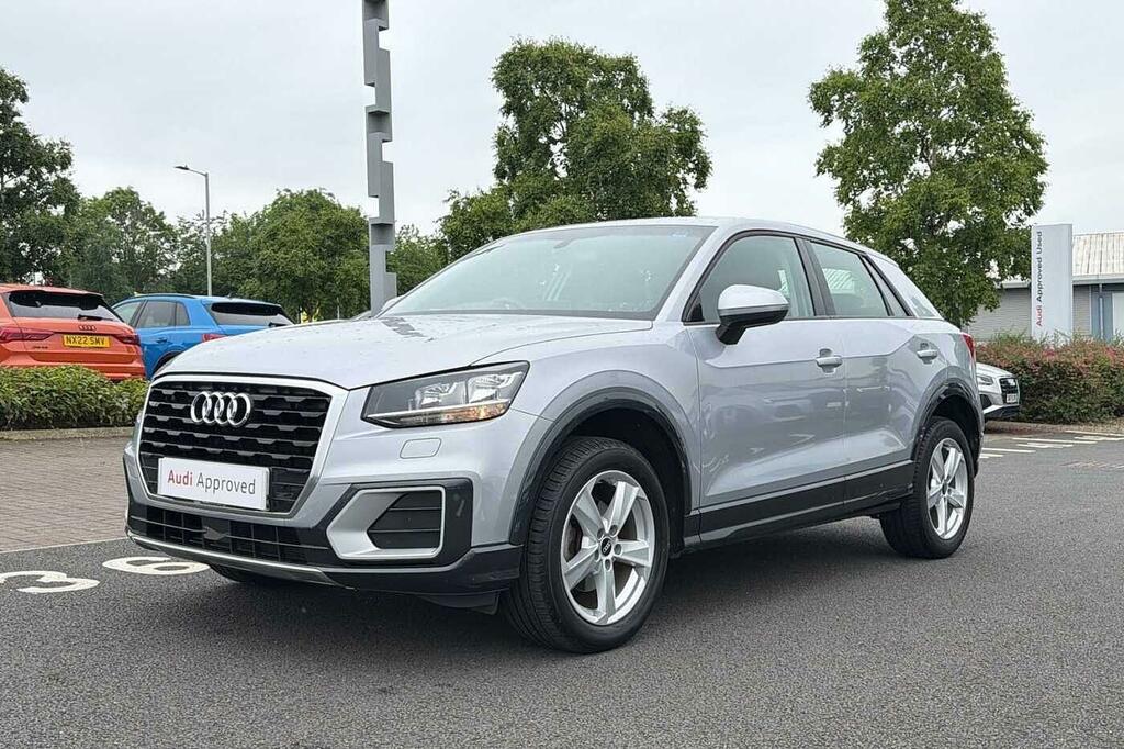 Audi Q2 30 Tfsi Technik Grey #13