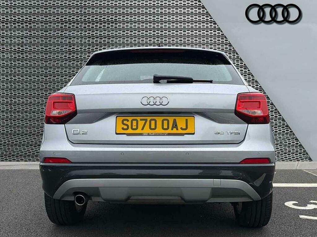Audi Q2 30 Tfsi Technik Grey #12