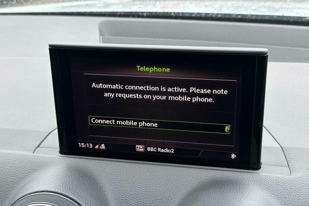 Audi Q2 30 Tfsi Technik Grey #29