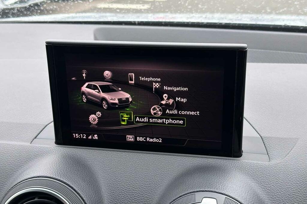 Audi Q2 30 Tfsi Technik Grey #26