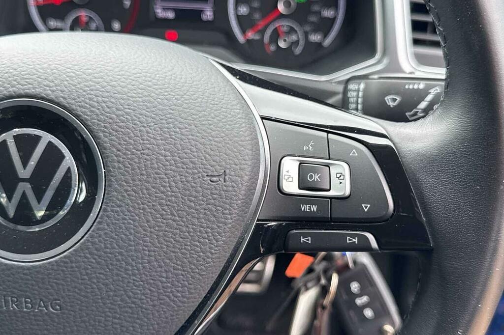 Volkswagen T-Roc  Black #24