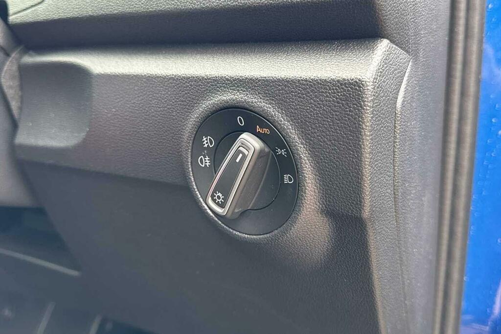 Volkswagen T-Roc  Black #19