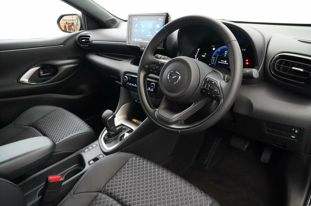 Mazda 2 1.5I Hybrid Centre Line Cvt Hatchback DU75XVM White #8