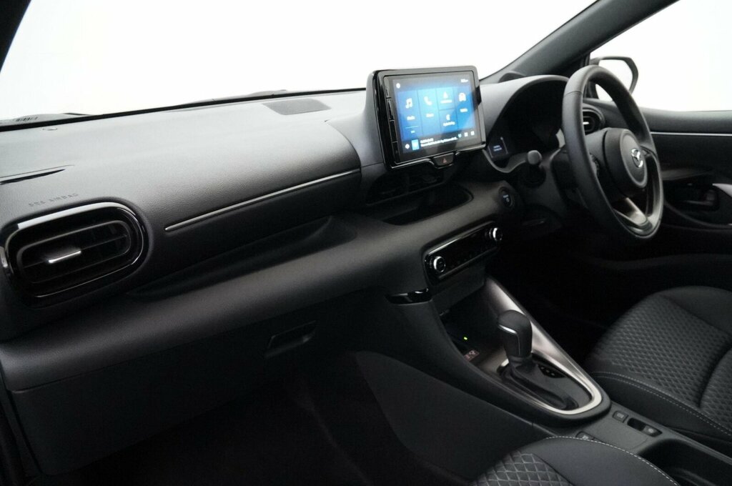 Mazda 2 1.5I Hybrid Centre Line Cvt Hatchback DU75XVM White #32