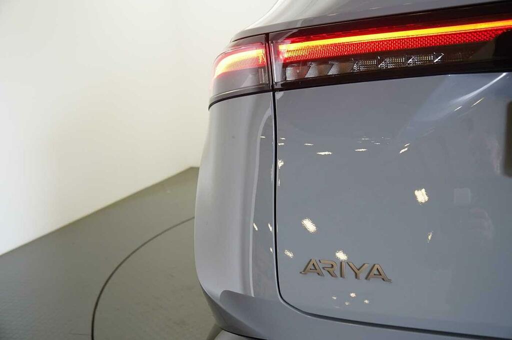 Nissan Ariya Evolve Grey #8